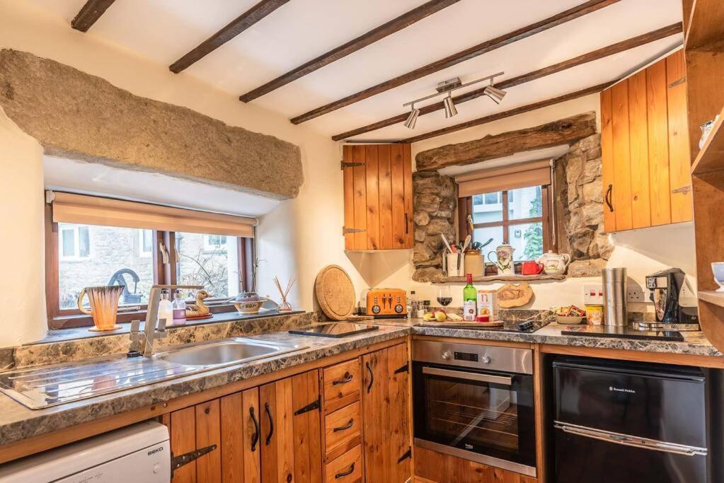 Westside Cottage, Newby, Clapham, Yorkshire Dales National Park, Famous Three Peaks, Near The Lake District, Pets Are Welcome Newby  외부 사진