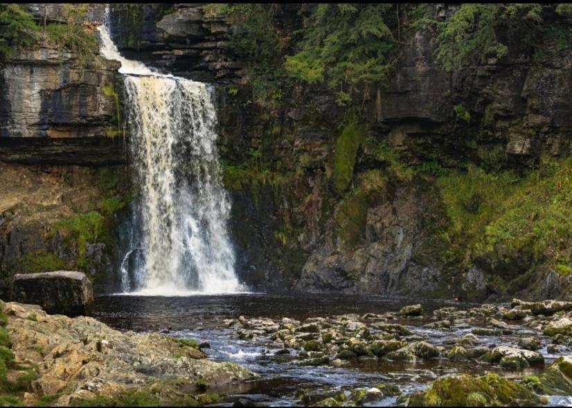 Westside Cottage, Newby, Clapham, Yorkshire Dales National Park, Famous Three Peaks, Near The Lake District, Pets Are Welcome Newby  외부 사진